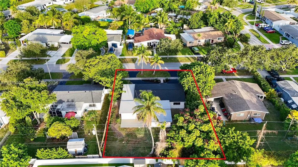 9281 Martinique Dr Cutler Bay, FL 33189