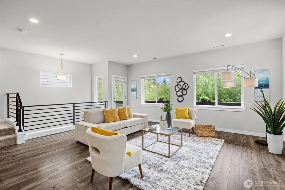 311 207th Street SE Bothell, WA 98012