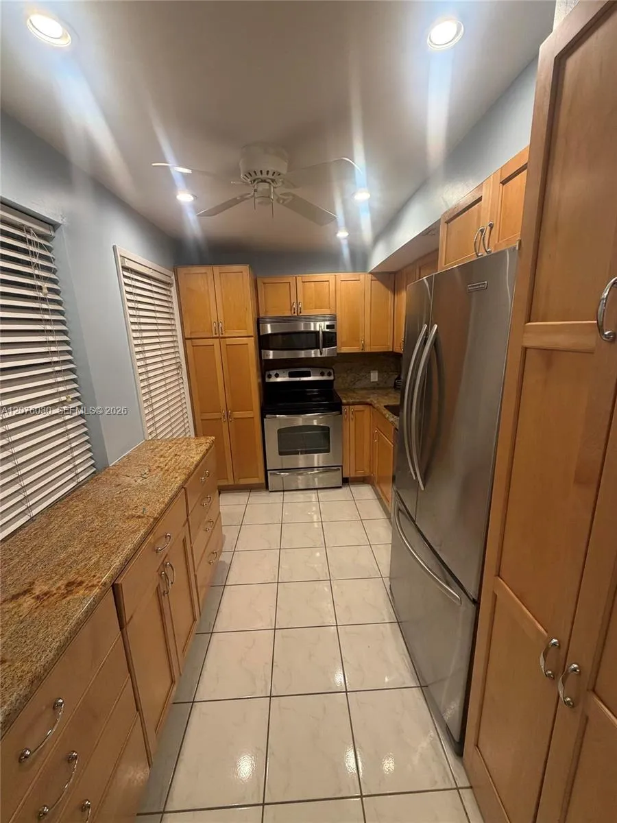 2751 Palm Aire Dr #502 Pompano Beach, FL 33069