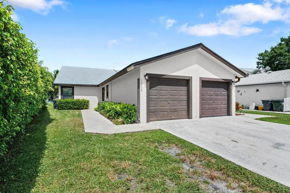 12538 WESTHAMPTON CIRCLE Wellington, FL 33414
