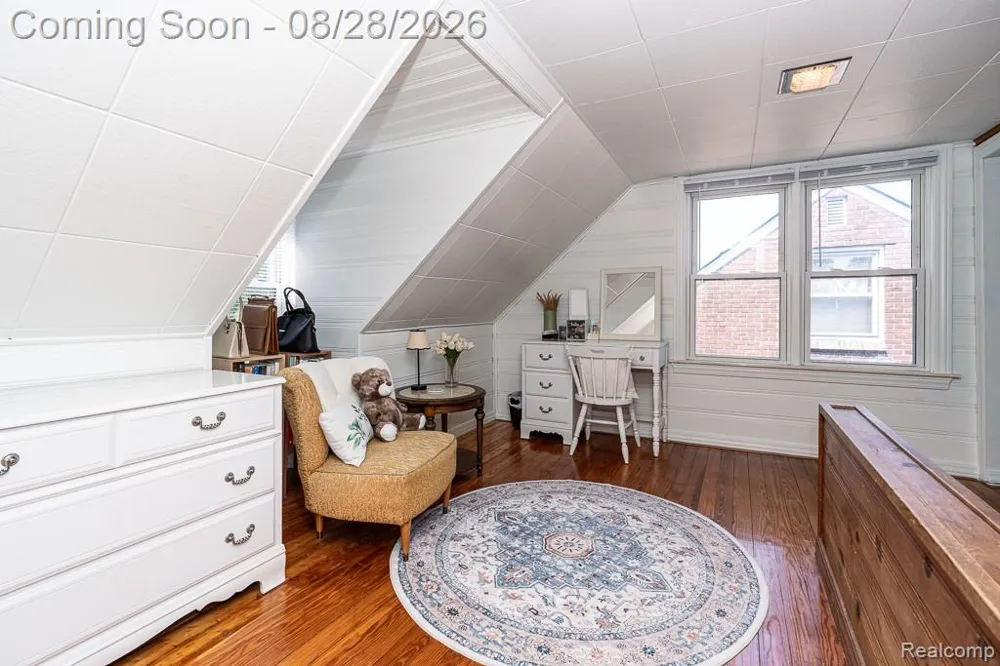21846 Redmond Avenue Eastpointe City, MI 48021