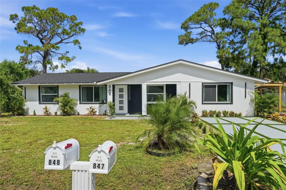 848 OLYMPIA ROAD Venice, FL 34293