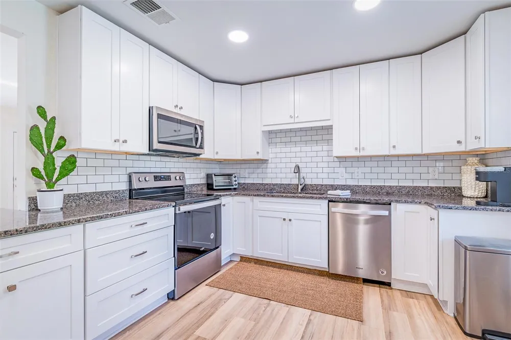 1344 SPRINGDALE STREET Clearwater, FL 33755