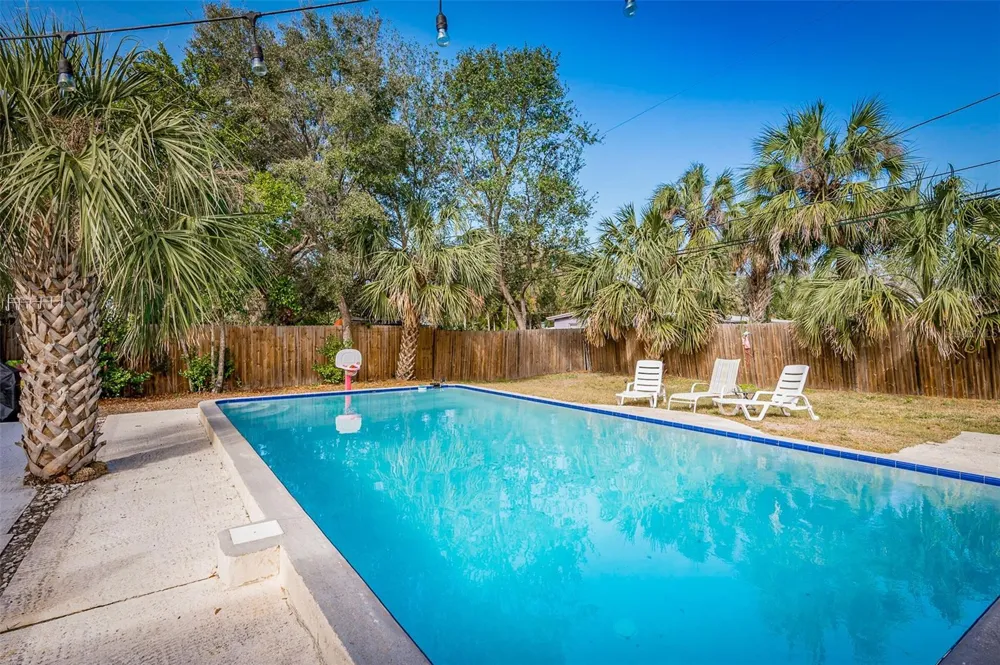 1344 SPRINGDALE STREET Clearwater, FL 33755