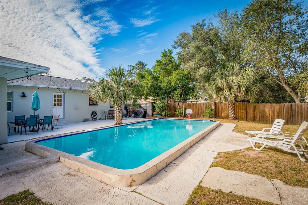 1344 SPRINGDALE STREET Clearwater, FL 33755