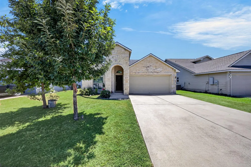 12913 Pealing Way Manor, TX 78653