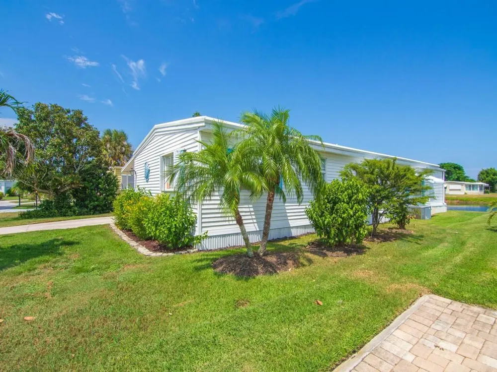 44 Village Lane Jensen Beach, FL 34957