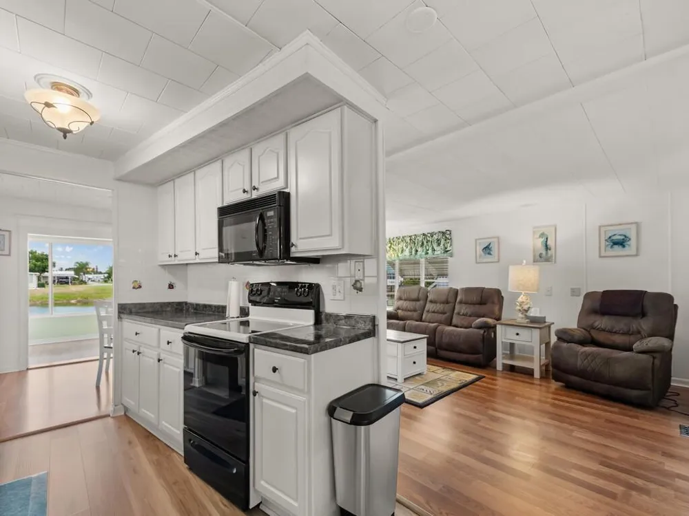 44 Village Lane Jensen Beach, FL 34957