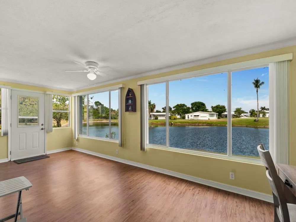 44 Village Lane Jensen Beach, FL 34957