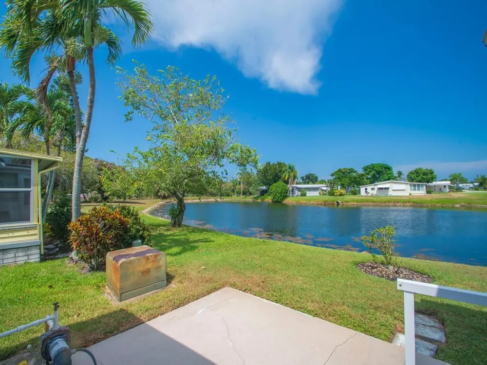 44 Village Lane Jensen Beach, FL 34957