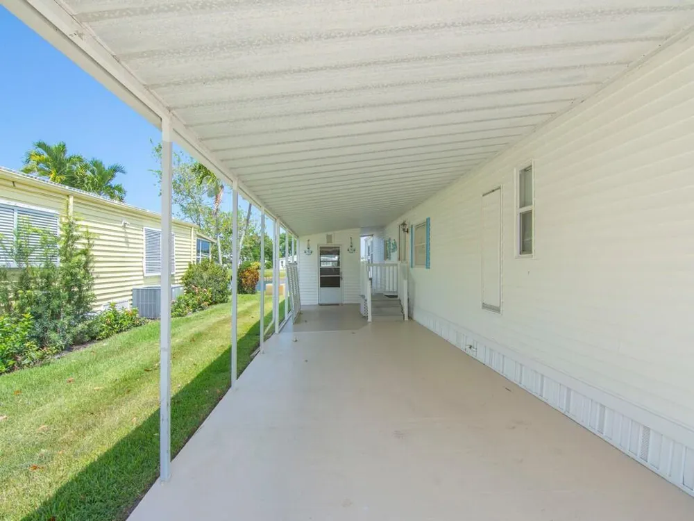 44 Village Lane Jensen Beach, FL 34957