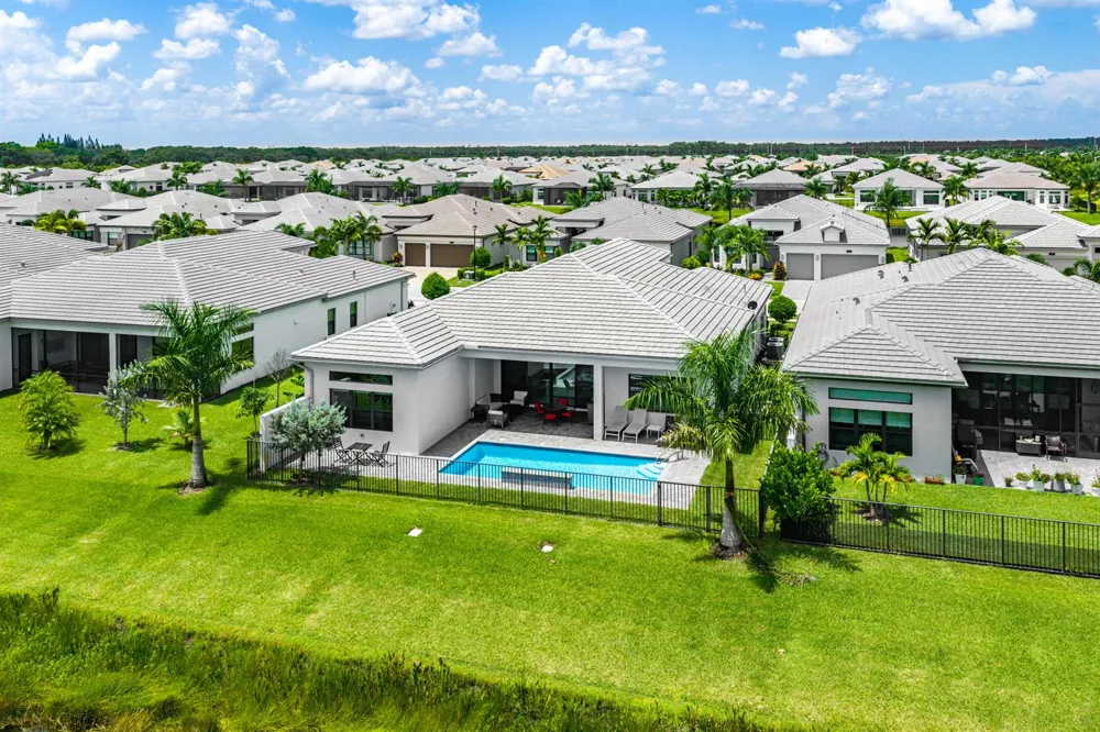 11326 Apricot Valley Drive Boynton Beach, FL 33473