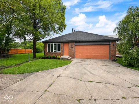 2120 Debello Court