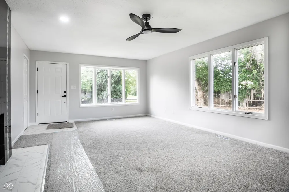 2120 Debello Court Indianapolis, IN 46214