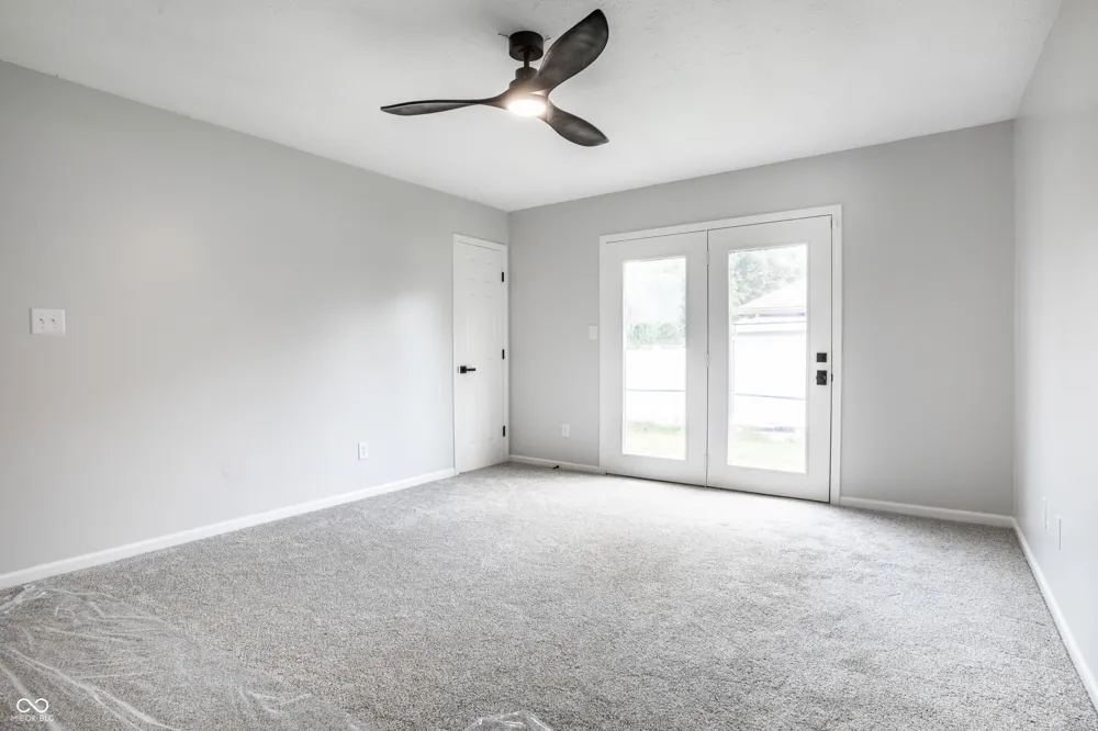 2120 Debello Court Indianapolis, IN 46214
