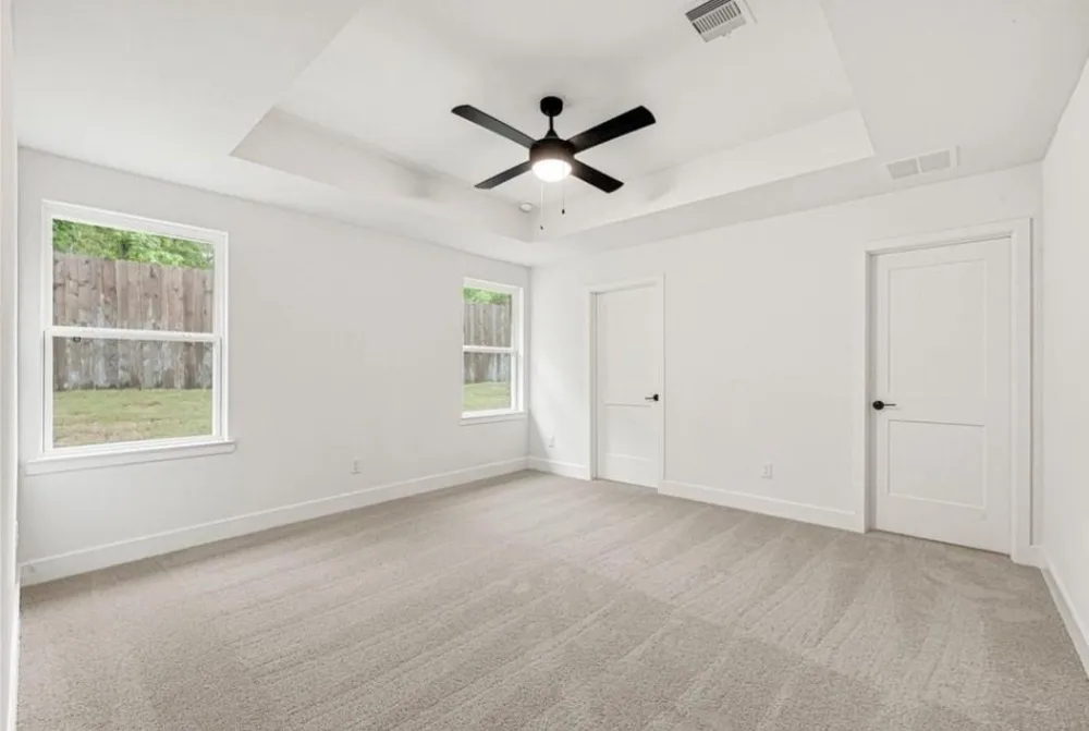 4321 W Bayou Maison Dickinson, TX 77539