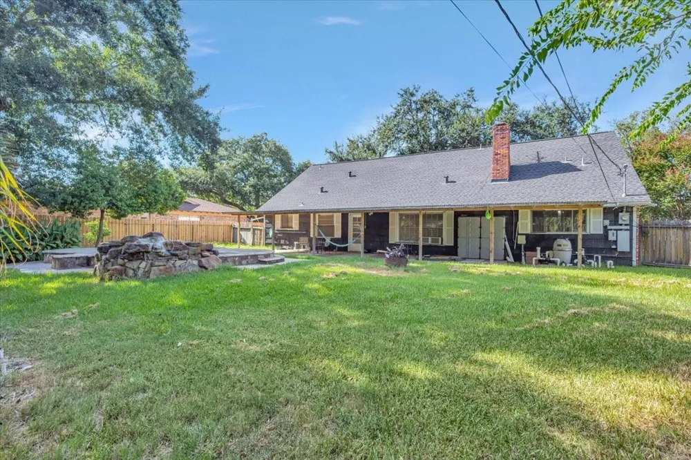 334 Biscayne Boulevard El Lago, TX 77586