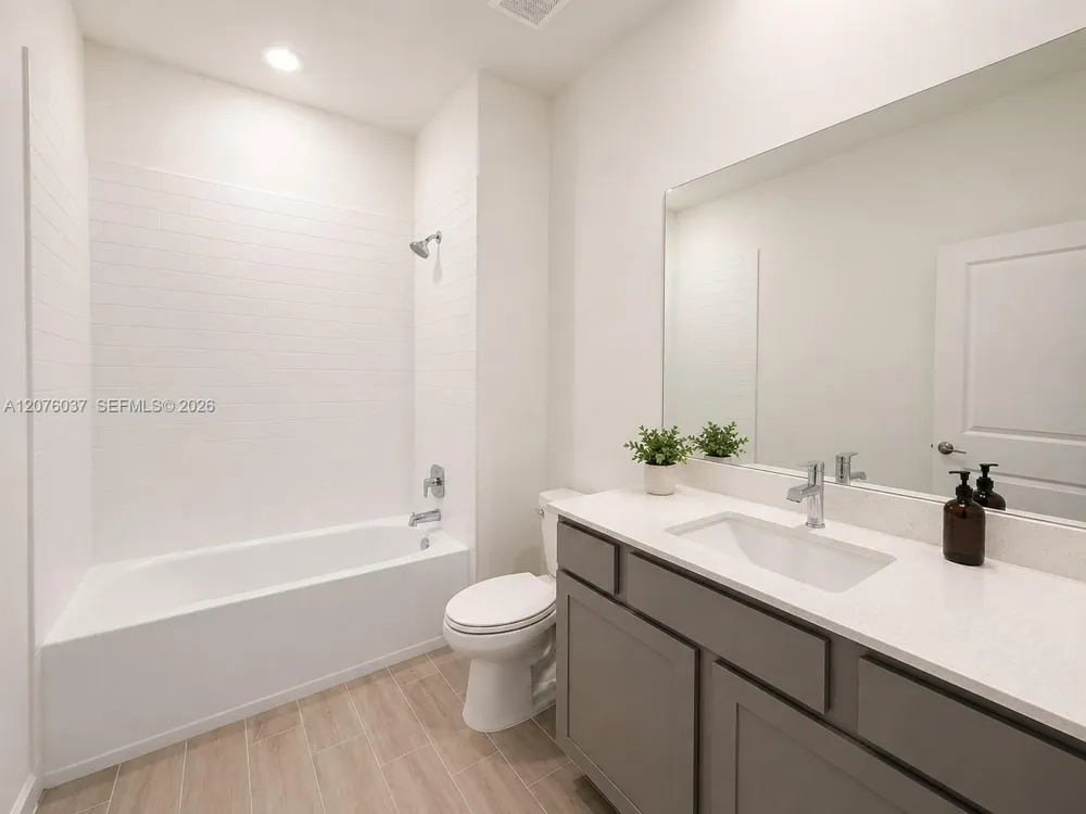 Address Not Shown Loxahatchee, FL 33470