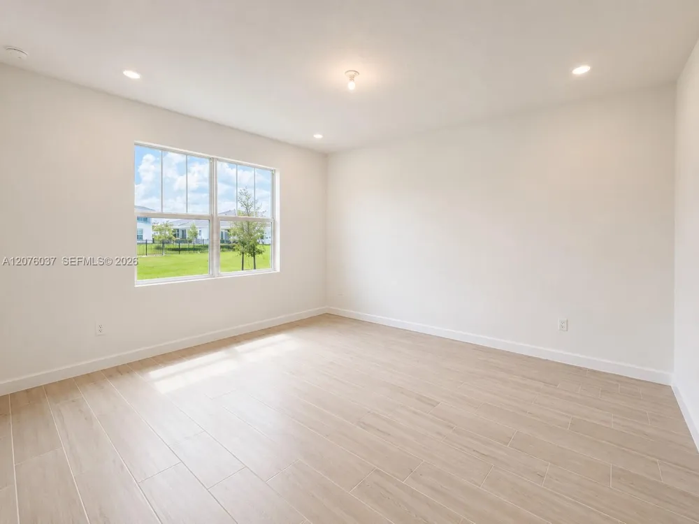 Address Not Shown Loxahatchee, FL 33470
