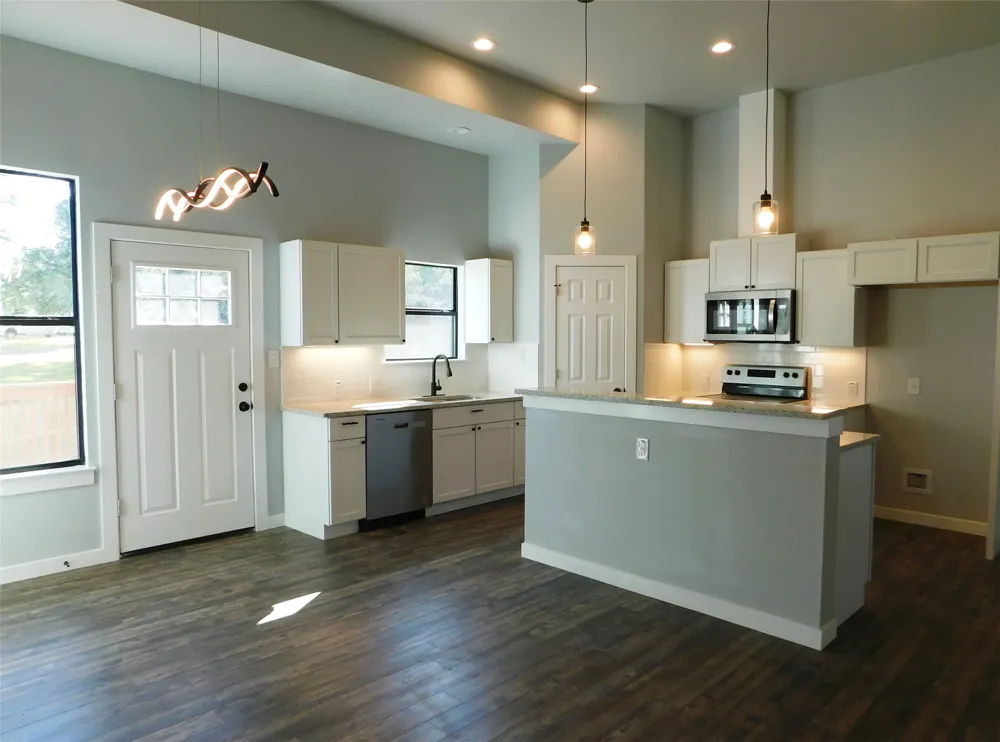 207 Laurel Lane Spicewood, TX 78669