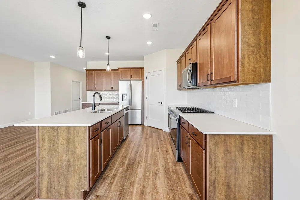 1423 Victory Lane NE Isanti, MN 55040