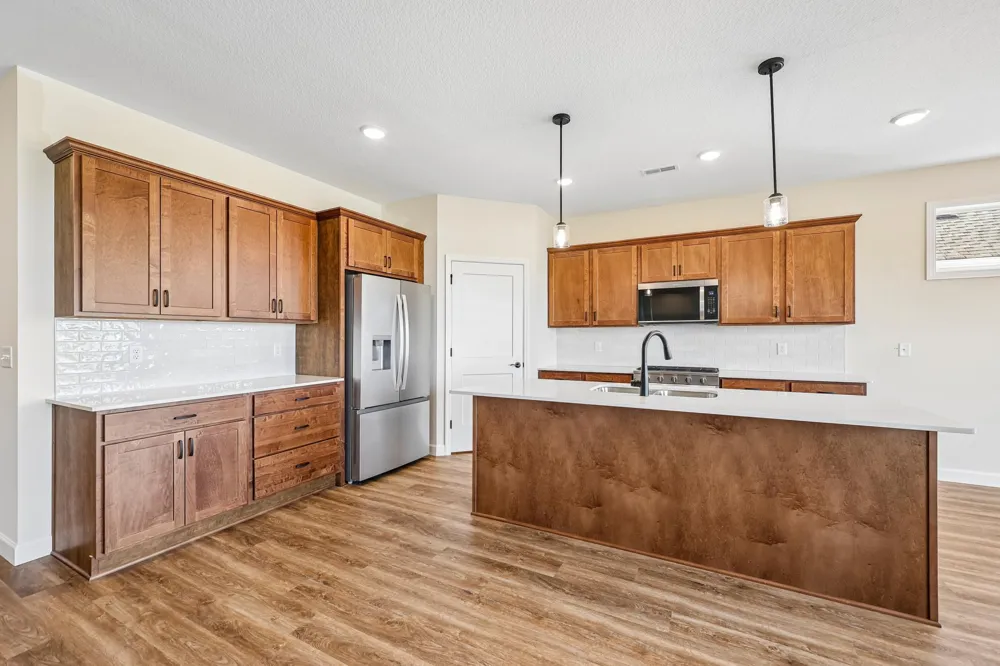 1423 Victory Lane NE Isanti, MN 55040