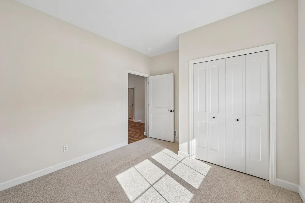 1423 Victory Lane NE Isanti, MN 55040