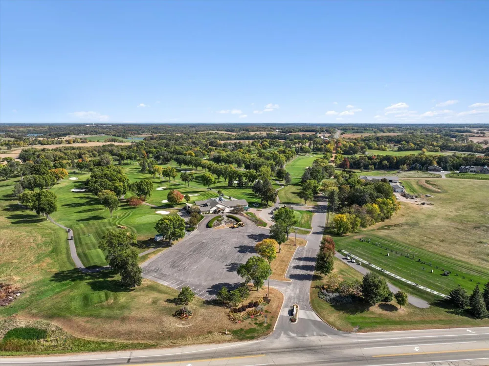 918 Foxglove Terrace Waconia, MN 55387