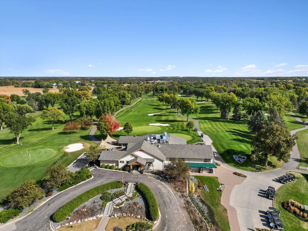918 Foxglove Terrace Waconia, MN 55387