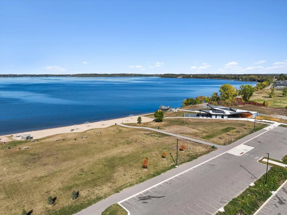 918 Foxglove Terrace Waconia, MN 55387