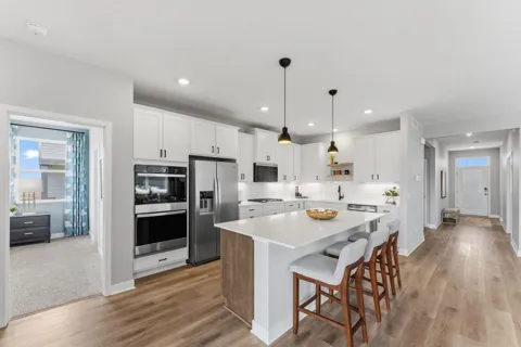 918 Foxglove Terrace