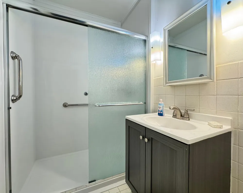 830 Sandhurst Drive W Roseville, MN 55113
