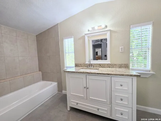 1724 OLD LEHMANN RD Seguin, TX 78155
