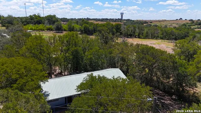 1724 OLD LEHMANN RD Seguin, TX 78155