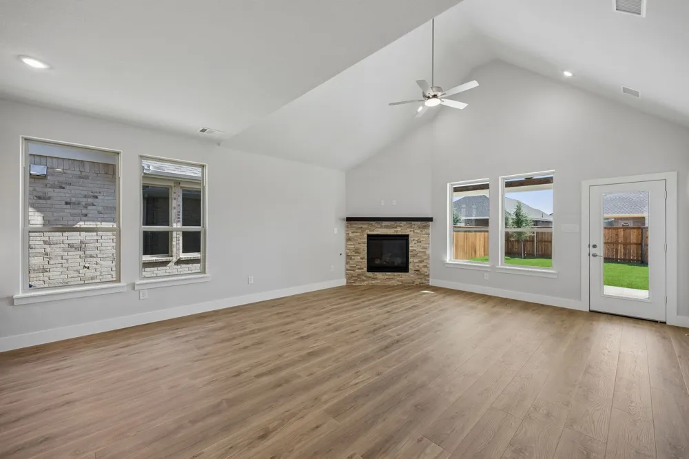 2206 Terlingua Drive Waxahachie, TX 75165