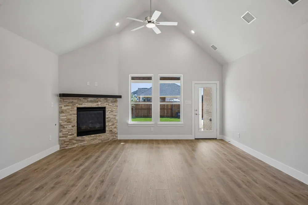 2206 Terlingua Drive Waxahachie, TX 75165