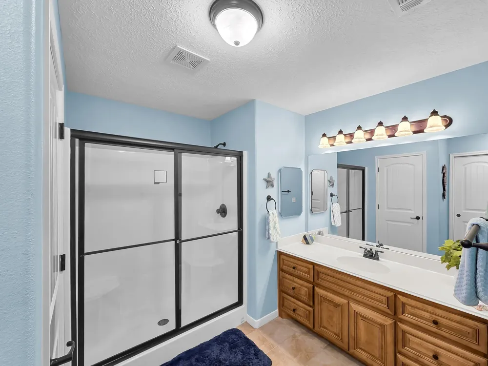 930 Eastview Crystal Beach, TX 77650