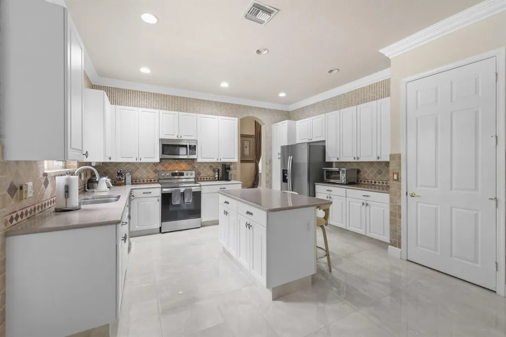 4461 Mariners Cove Drive Wellington, FL 33449