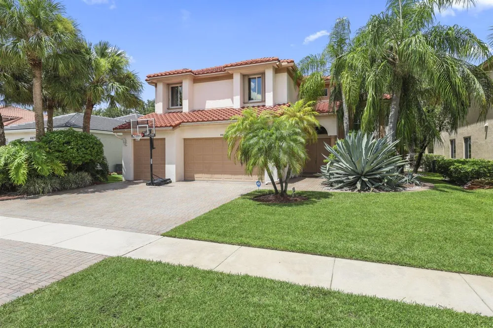 4461 Mariners Cove Drive Wellington, FL 33449