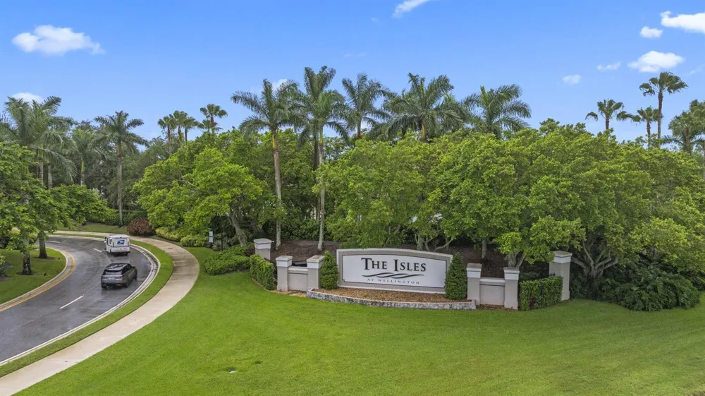 4461 Mariners Cove Drive Wellington, FL 33449