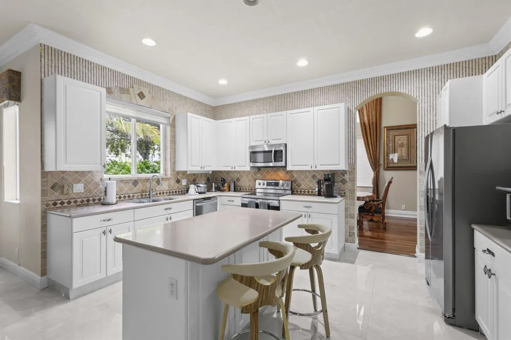 4461 Mariners Cove Drive Wellington, FL 33449