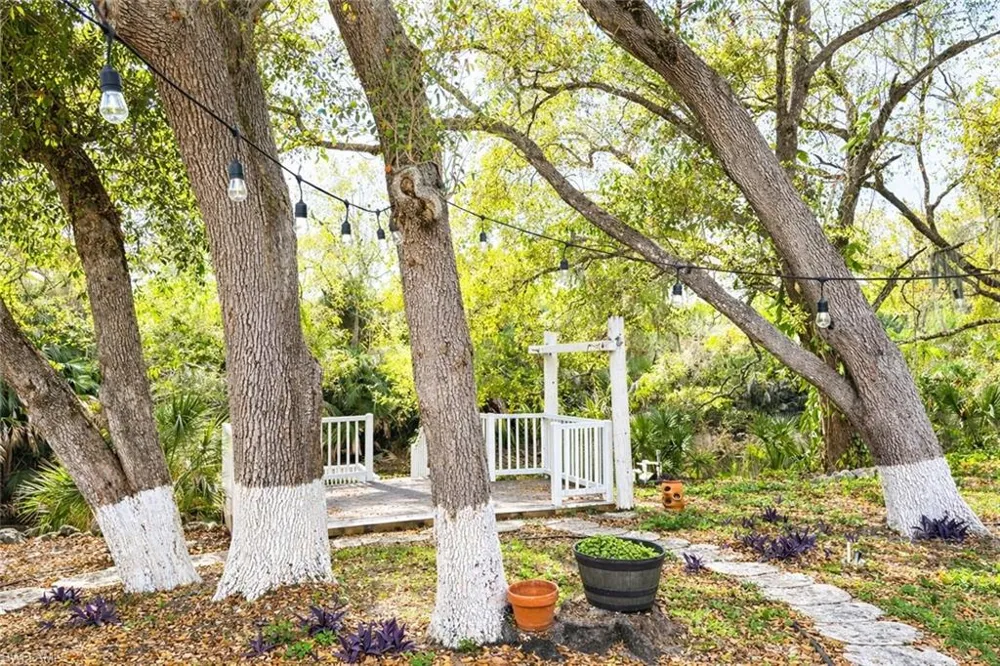 297 Flamingo Boulevard Port Charlotte, FL 33954