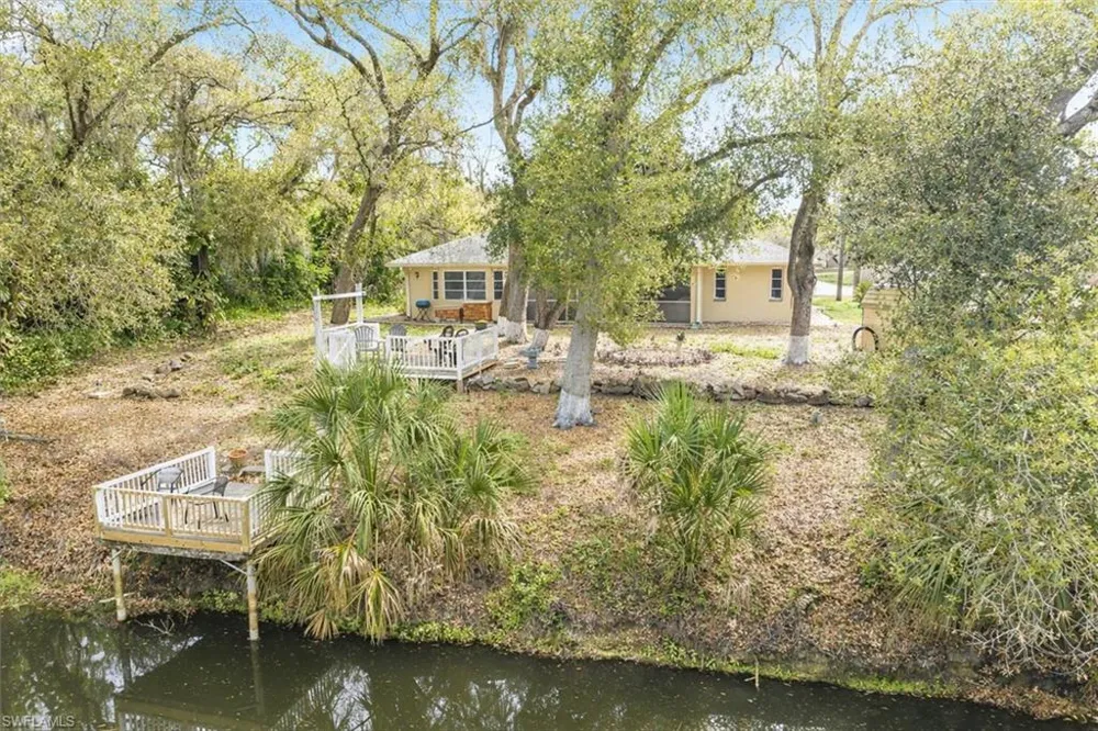 297 Flamingo Boulevard Port Charlotte, FL 33954