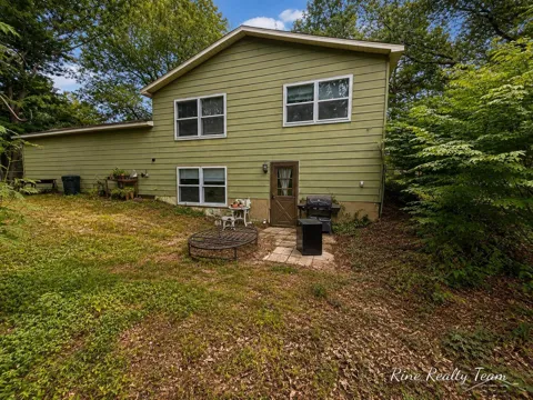 6123 Stagecoach Trail