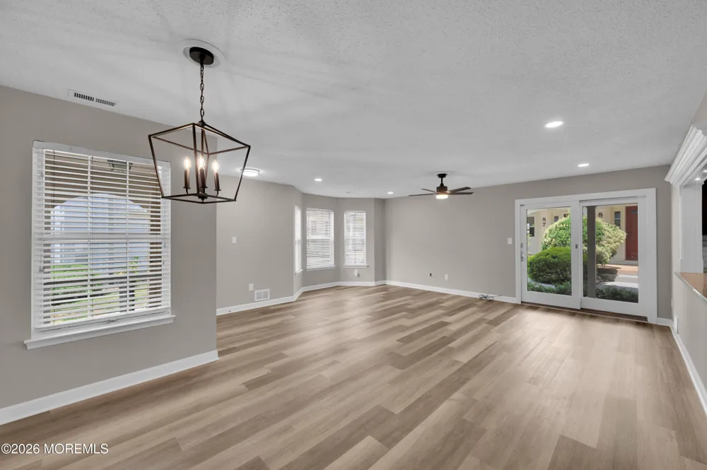 83 Tulip Lane Freehold, NJ 07728