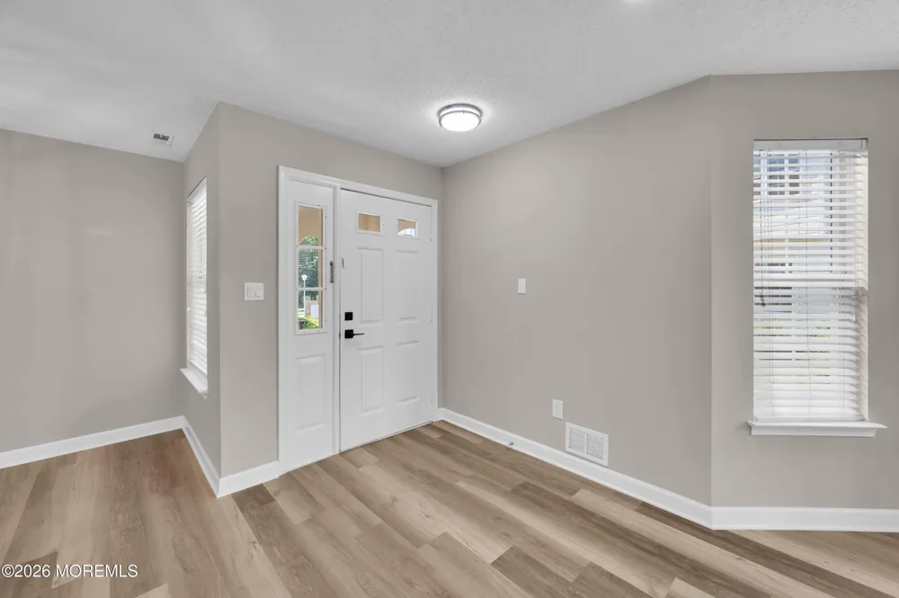 83 Tulip Lane Freehold, NJ 07728