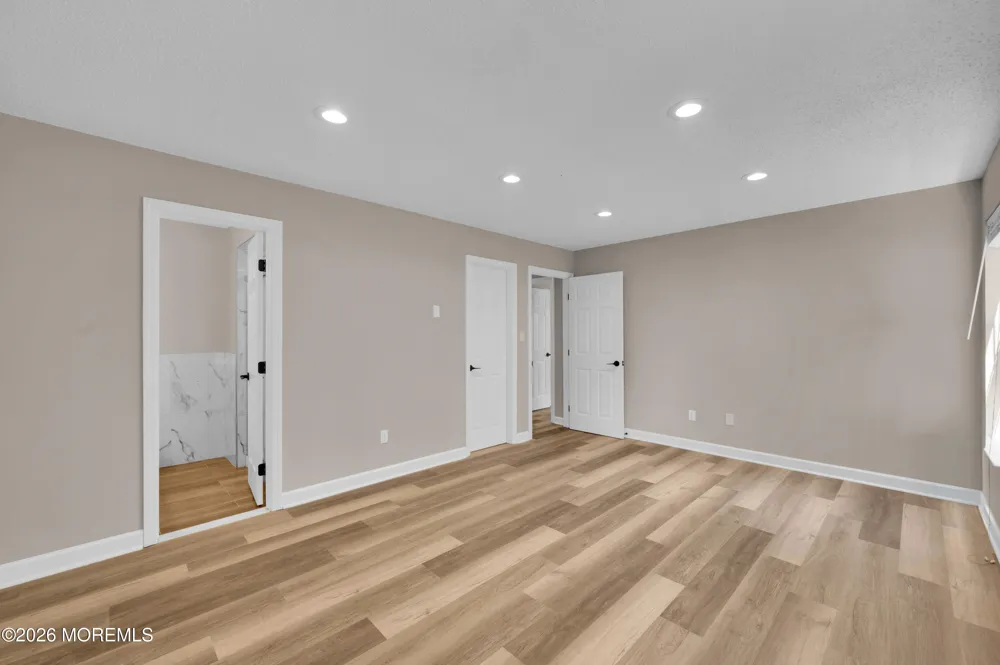 83 Tulip Lane Freehold, NJ 07728