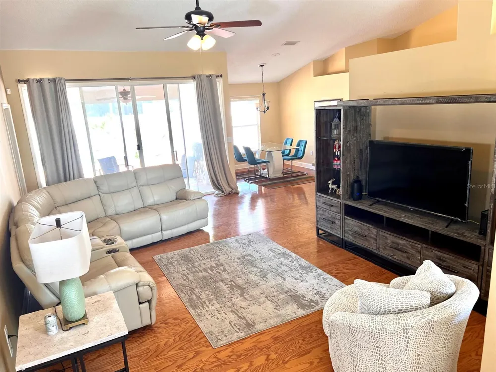 3992 JENITA DR Palm Harbor, FL 34685