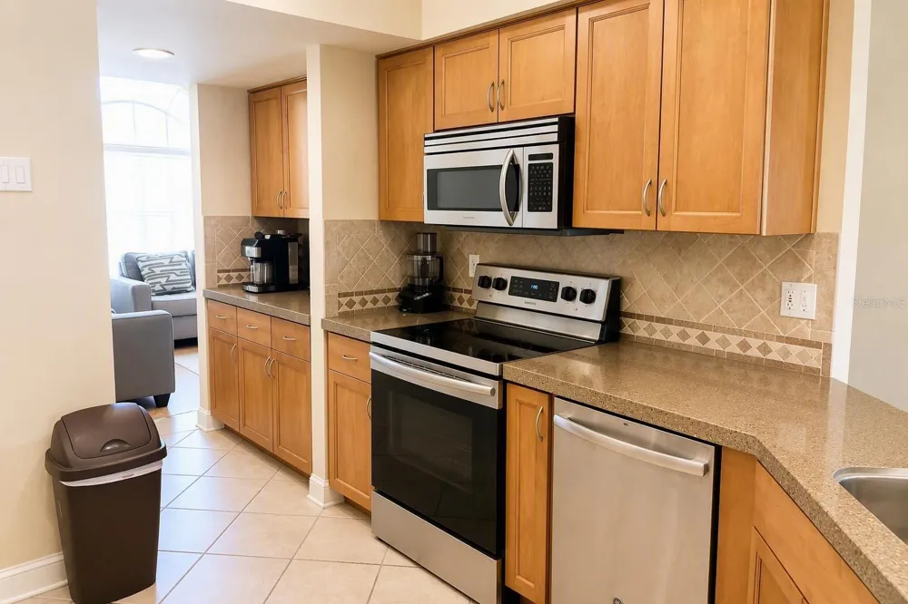 3992 JENITA DR Palm Harbor, FL 34685