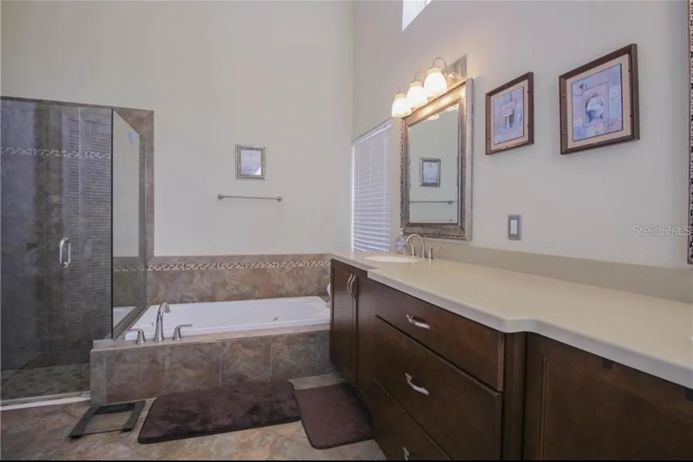 3992 JENITA DR Palm Harbor, FL 34685